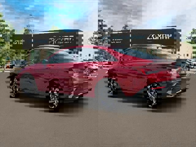 New 2025 Hyundai Elantra SEL image 5