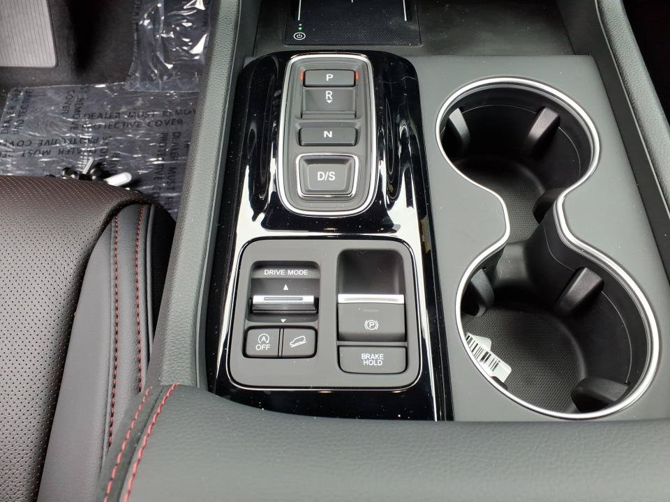 New 2026 Honda Pilot Black Edition image 17
