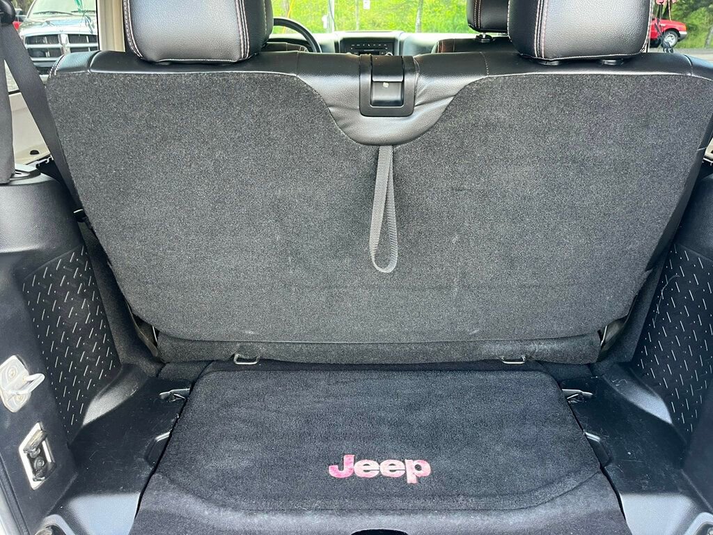 Used 2012 Jeep Wrangler Sport AWD/4WD image 36