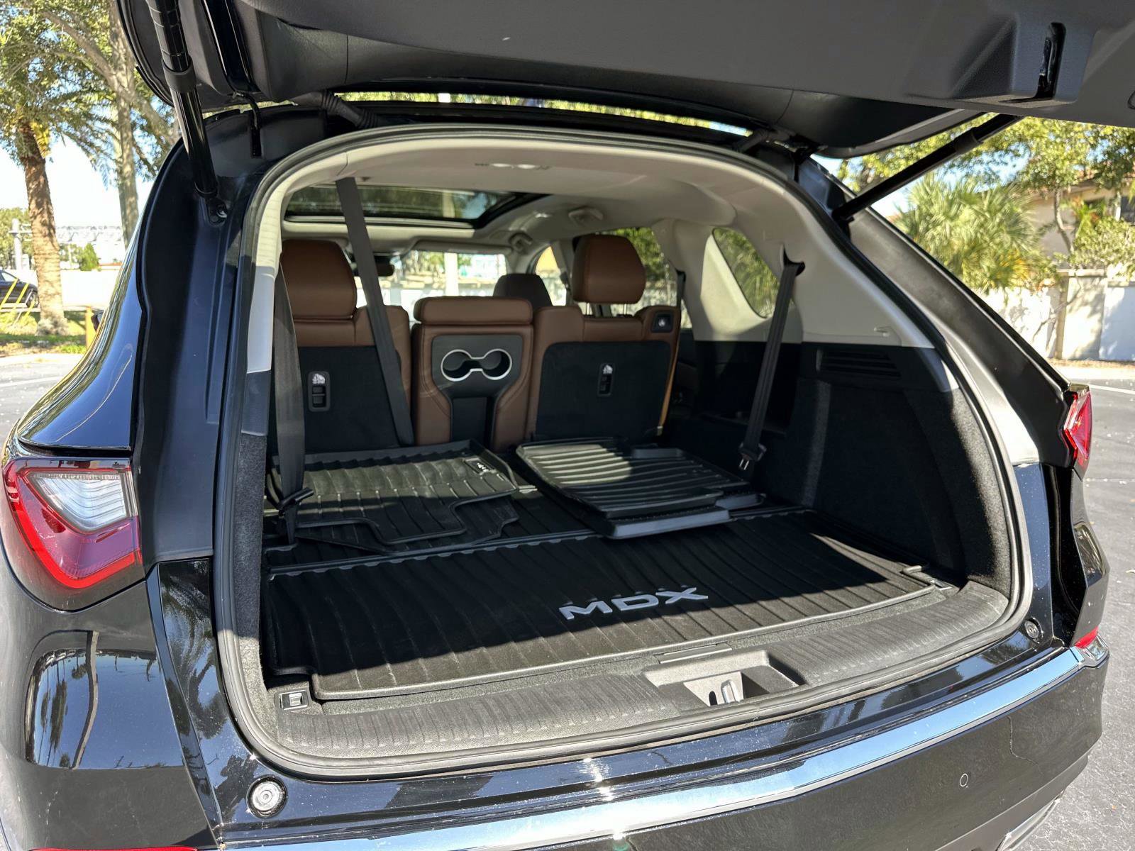 Certified 2025 Acura MDX SH-AWD w/ Technology Package image 10