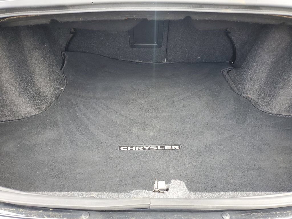 Used 2012 Chrysler 200 Limited FWD image 27