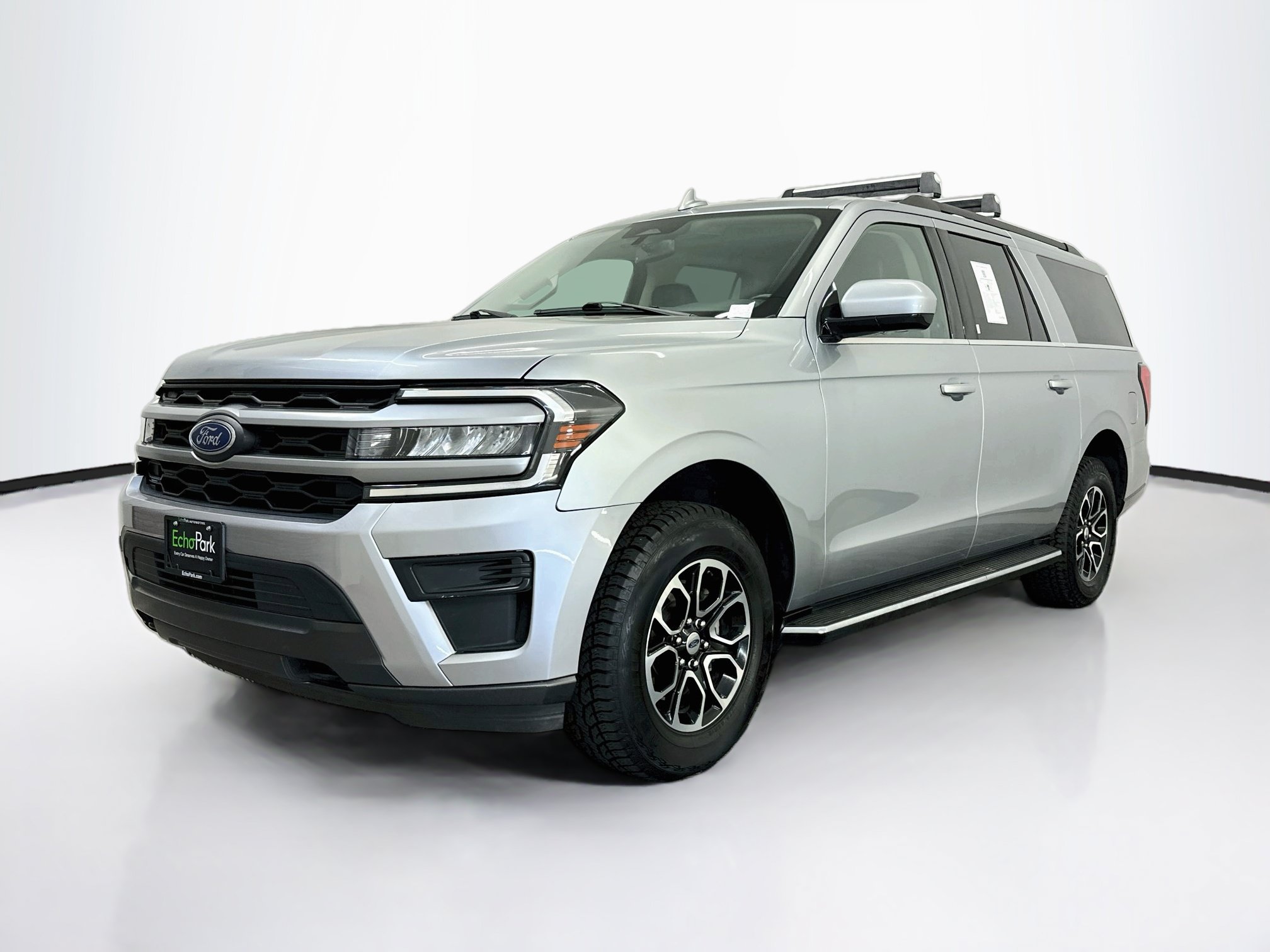 Used 2022 Ford Expedition Max XLT AWD/4WD image 3