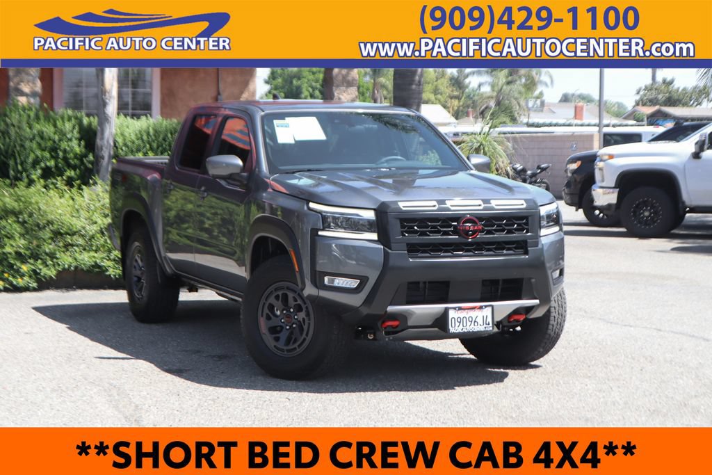 Used 2025 Nissan Frontier PRO-4X w/ Pro Convenience Package AWD/4WD image 1