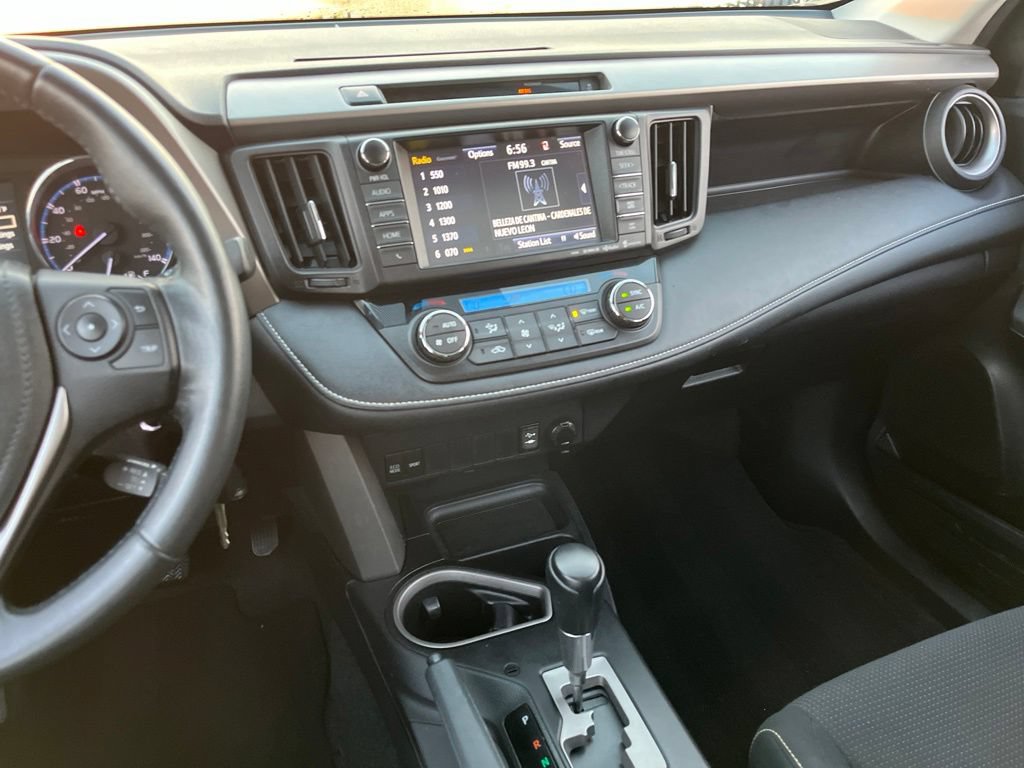 Used 2016 Toyota RAV4 XLE FWD image 18