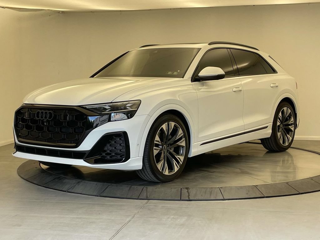 Certified 2025 Audi Q8 Prestige AWD/4WD image 1