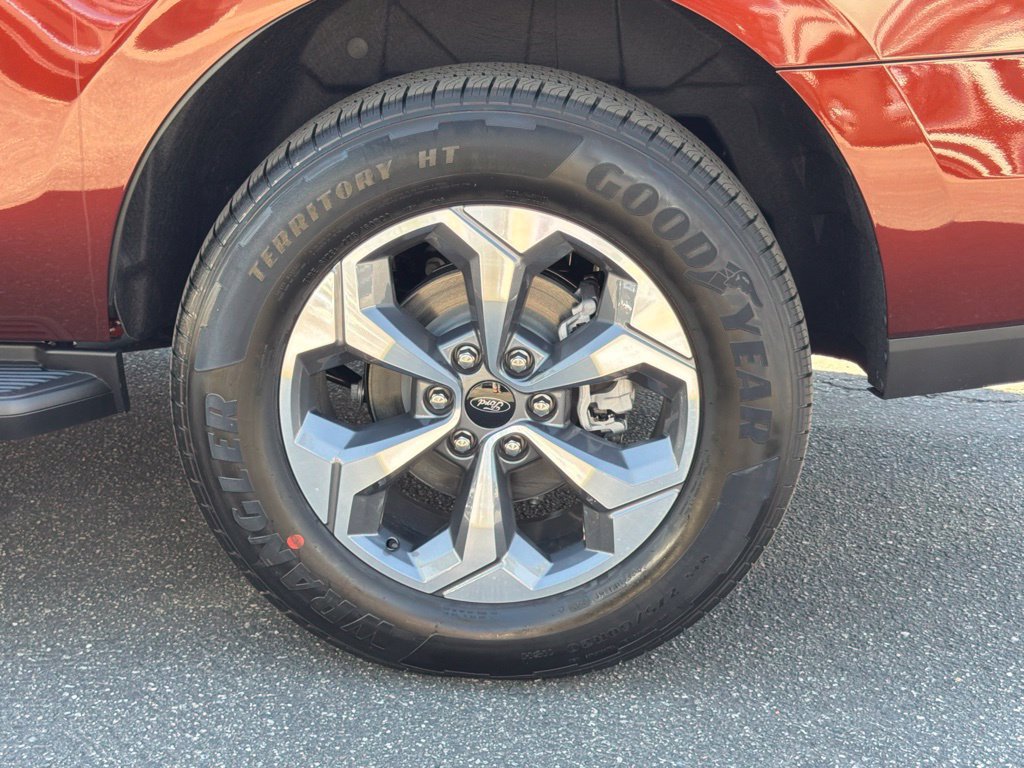 New 2027 Ford Expedition Active RWD image 18