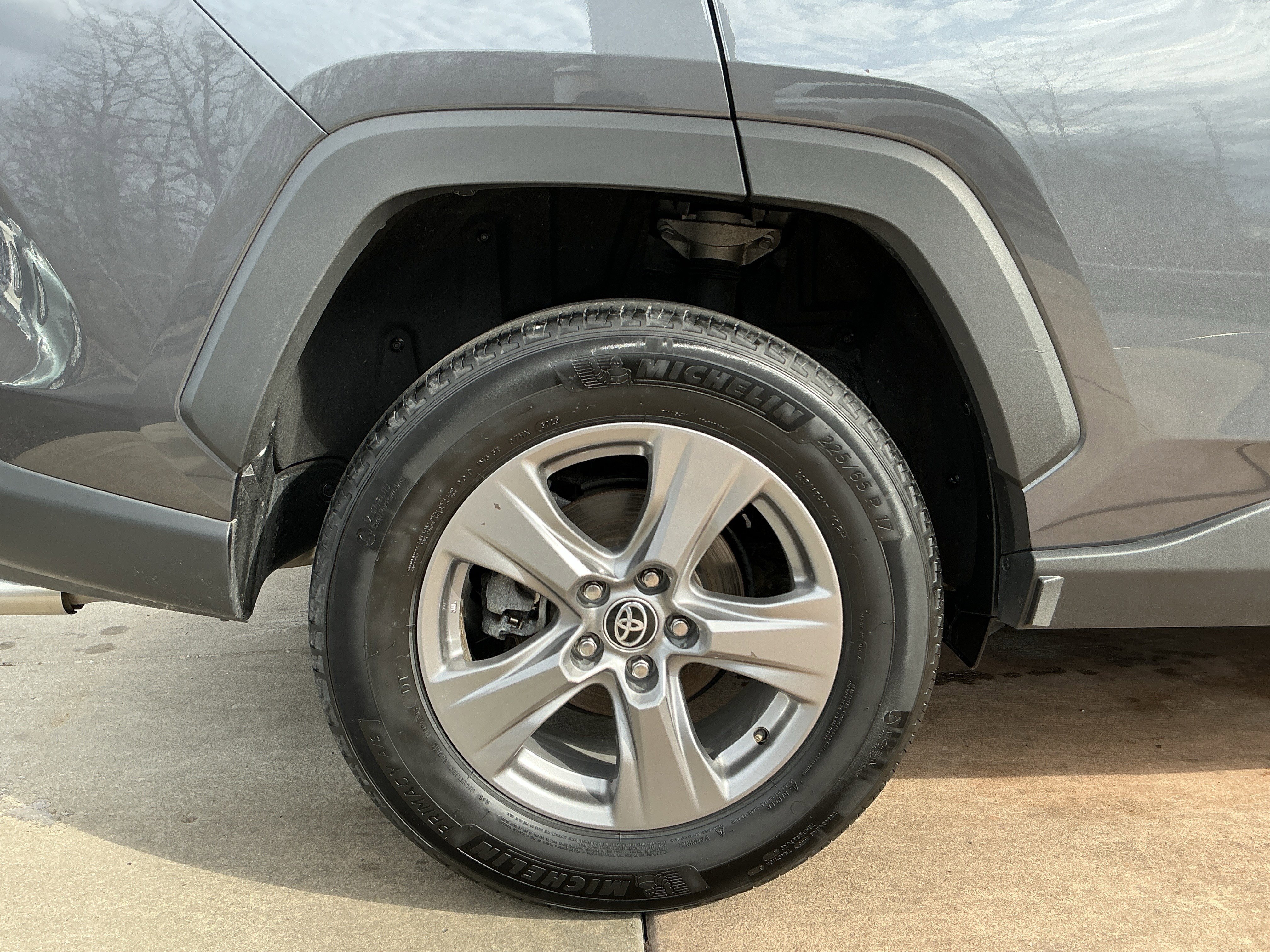 Certified 2023 Toyota RAV4 XLE image 29