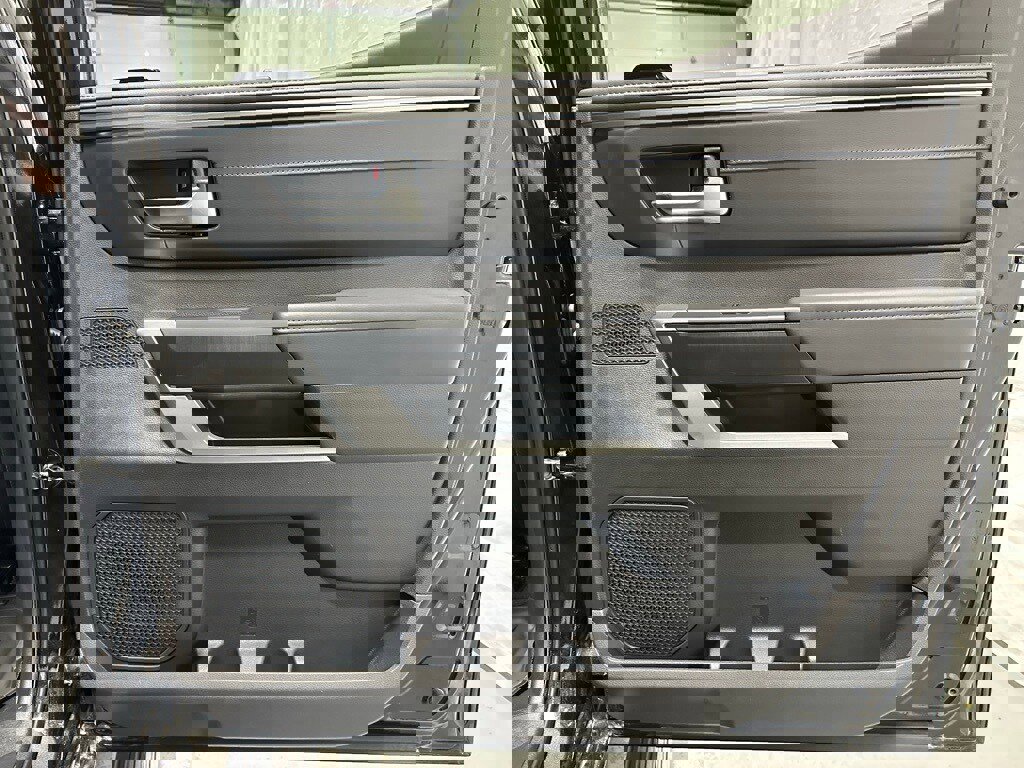 Used 2025 Toyota Tundra Platinum image 57