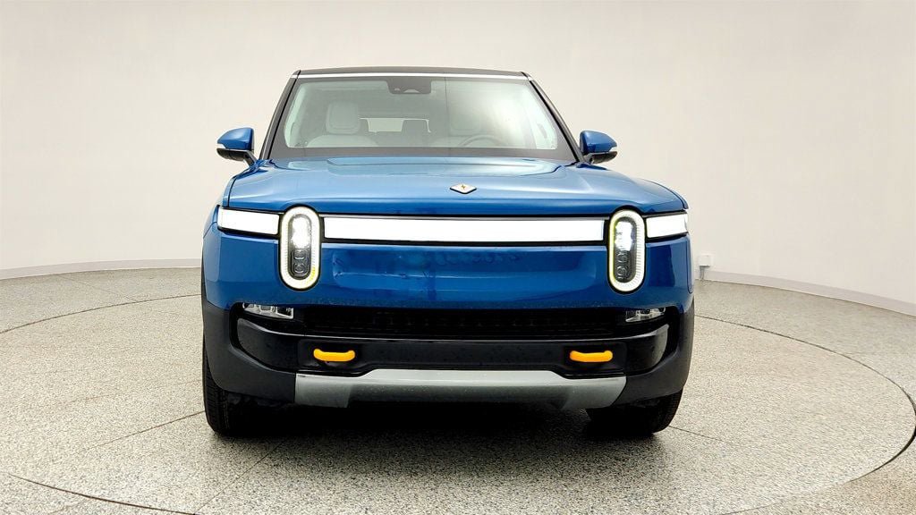 Used 2024 Rivian R1S Adventure AWD/4WD image 2