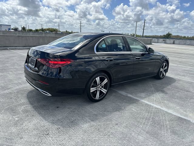 Used 2025 Mercedes-Benz C 300 Sedan image 33