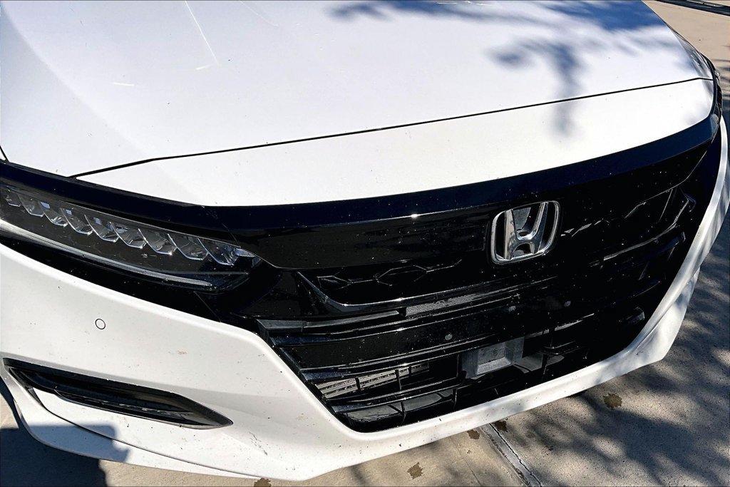Used 2018 Honda Accord Touring image 33