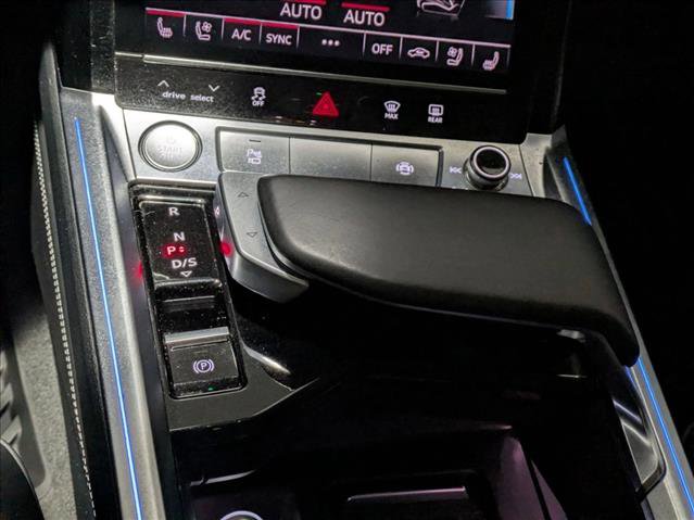 Used 2019 Audi e-tron Prestige image 12