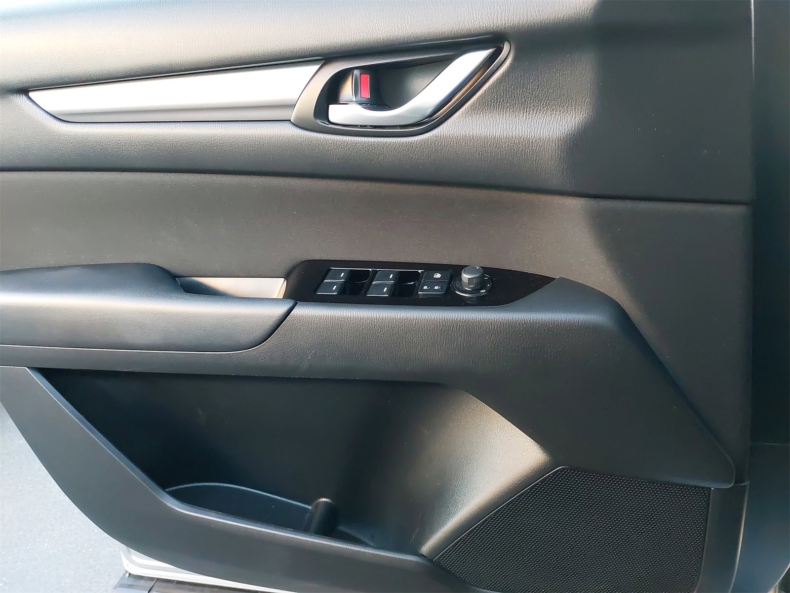 Used 2018 MAZDA CX-5 Sport image 29