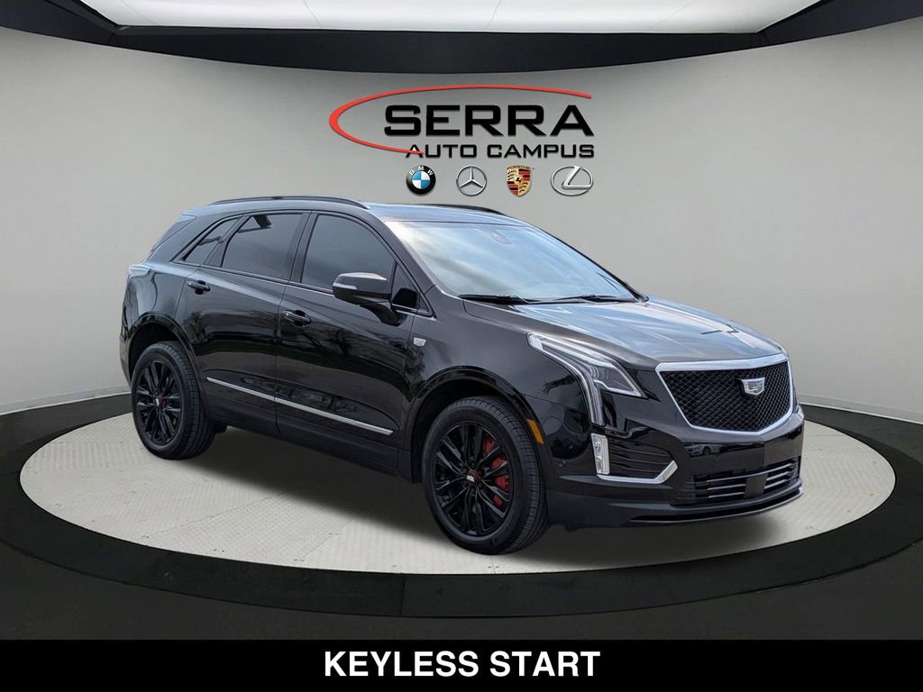 Used 2025 Cadillac XT5 Sportv w/ LPO, Red Accent Package AWD/4WD image 16