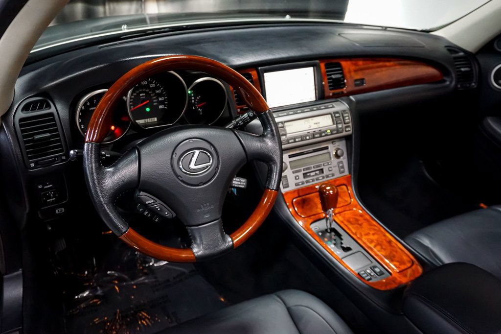 Used 2004 Lexus SC 430 Convertible RWD image 51