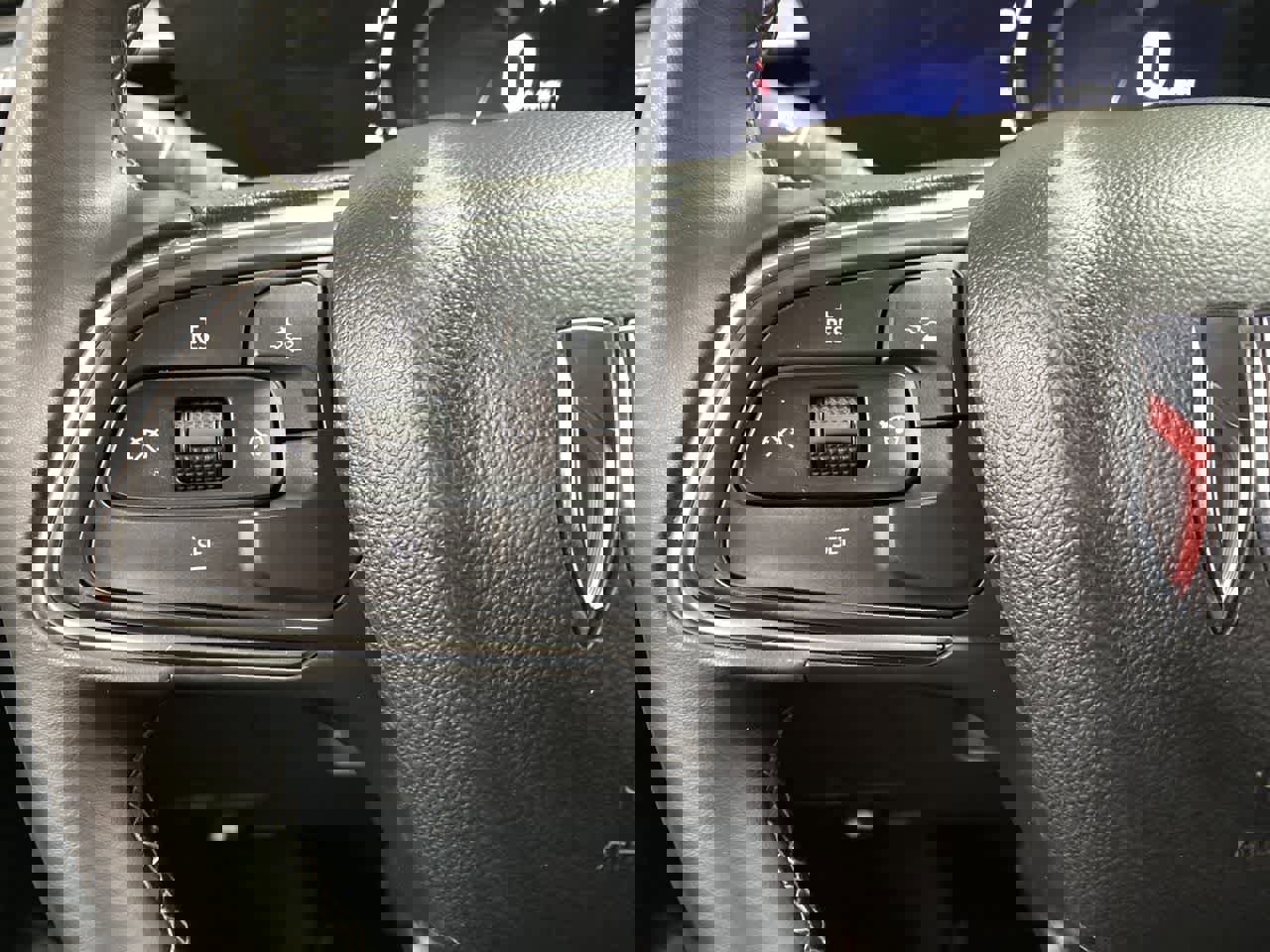 Used 2025 Buick Encore GX Preferred image 21