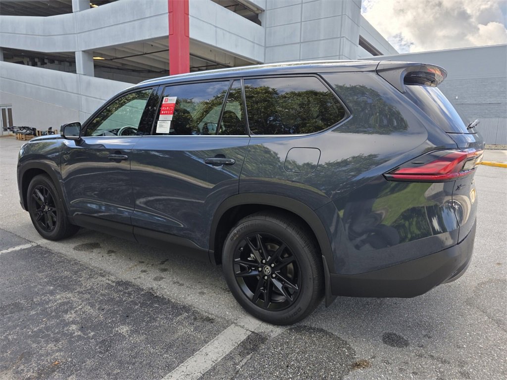 New 2026 Toyota Grand Highlander Limited image 9