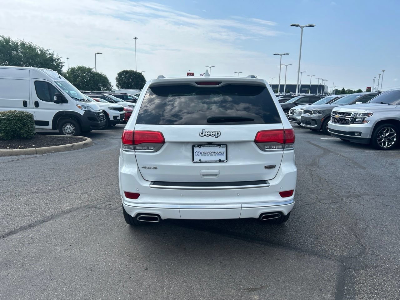 Used 2017 Jeep Grand Cherokee Summit w/ Platinum Series Group AWD/4WD image 4