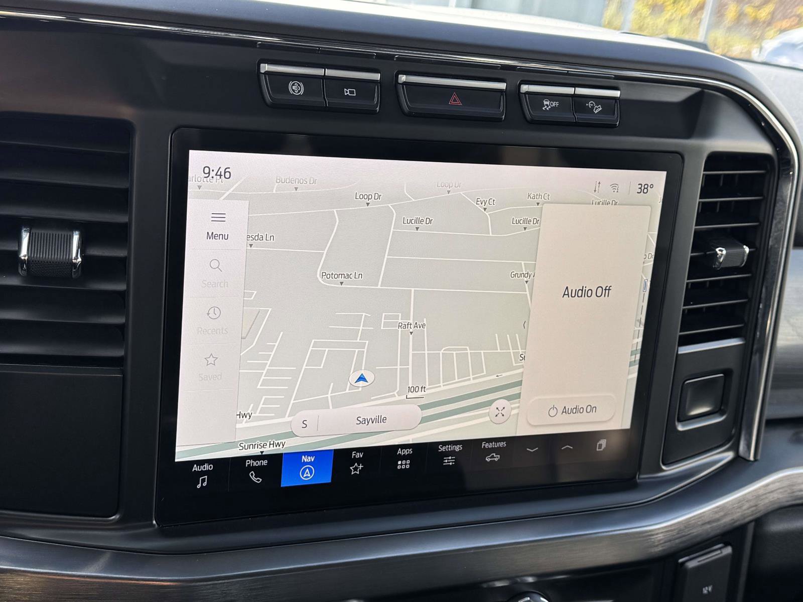 Used 2024 Ford F350 Lariat w/ Sport Appearance Package image 27