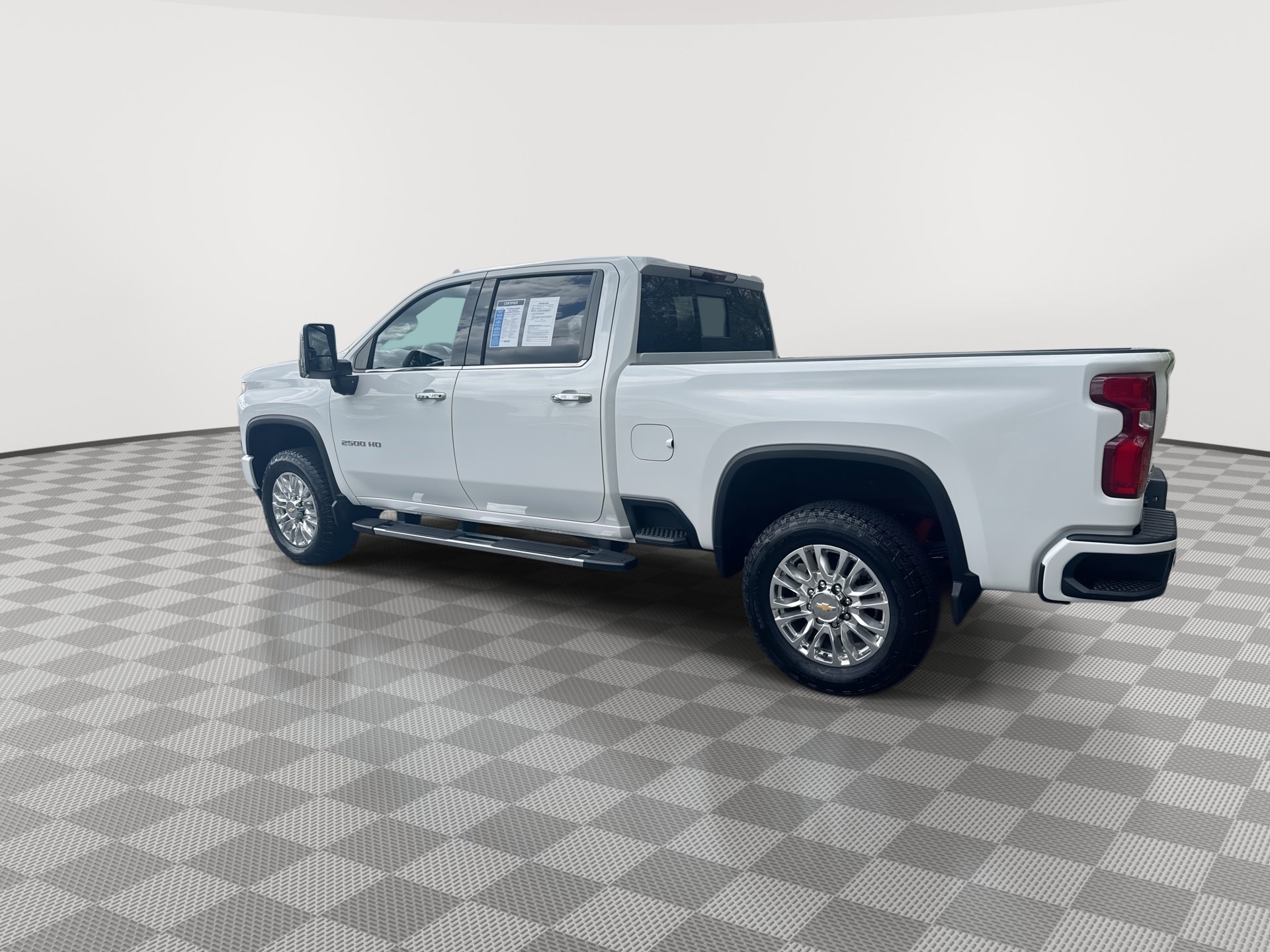 Certified 2022 Chevrolet Silverado 2500 High Country w/ Z71 Off-Road Package AWD/4WD image 6