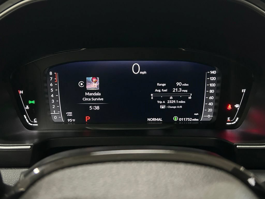 Used 2025 Honda Pilot Elite image 19
