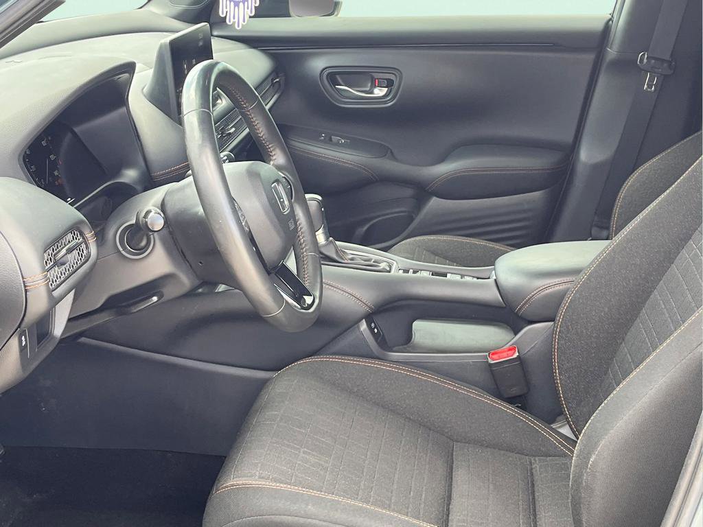 Used 2024 Honda HR-V Sport image 11