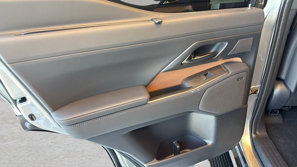 New 2026 Lexus GX 550 AWD/4WD image 13