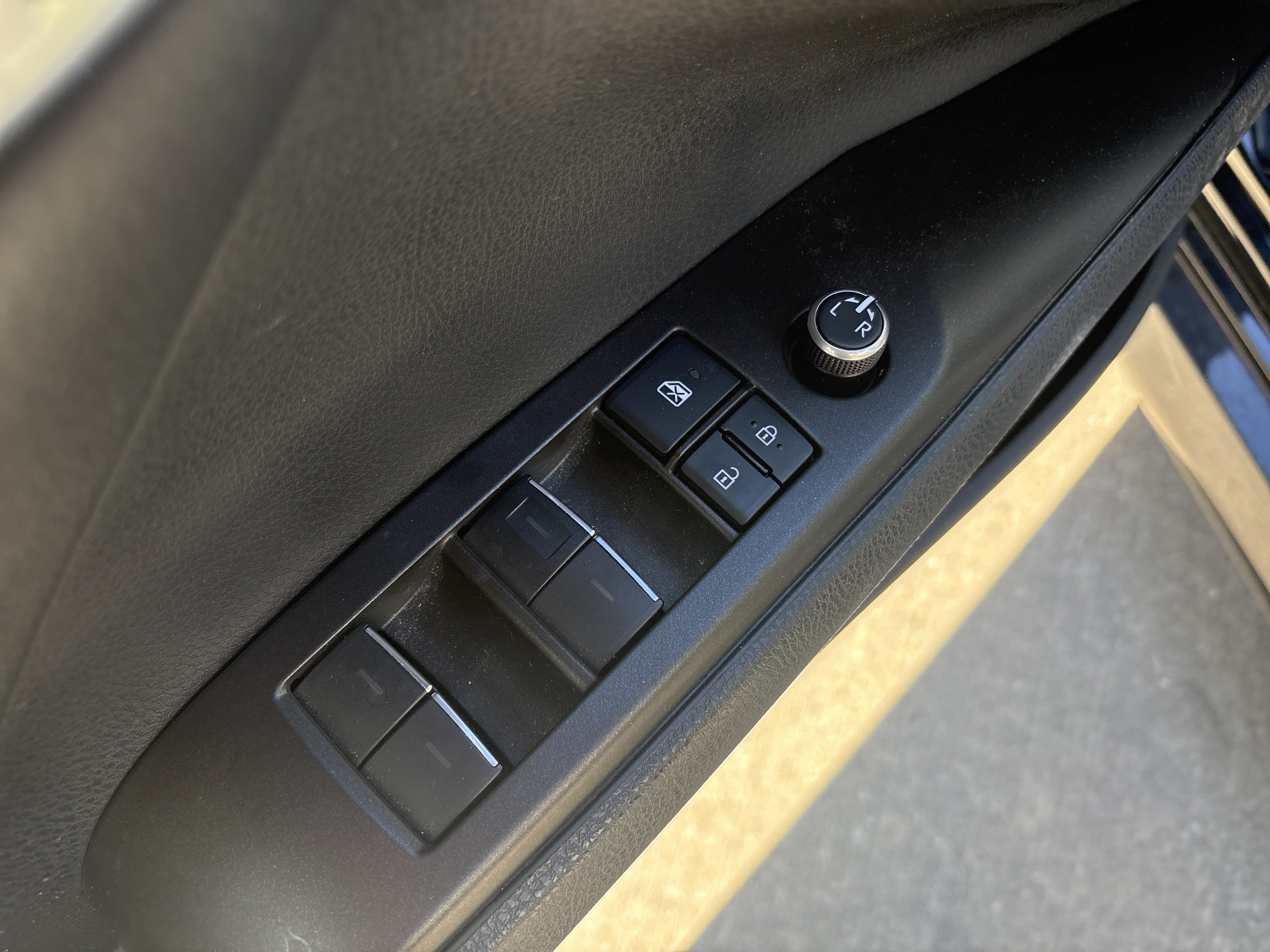 Used 2021 Toyota Camry XLE w/ Navigation Package AWD/4WD image 15