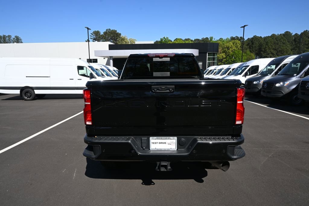 Used 2024 Chevrolet Silverado 2500 LTZ w/ LTZ Plus Package image 28