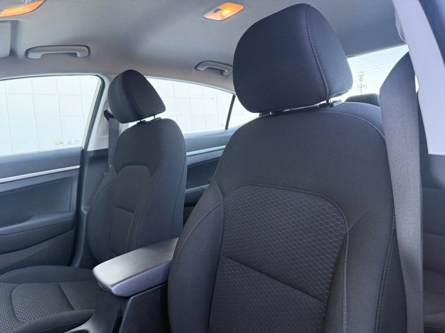 Used 2020 Hyundai Elantra SE w/ Cargo Package (C1) image 5