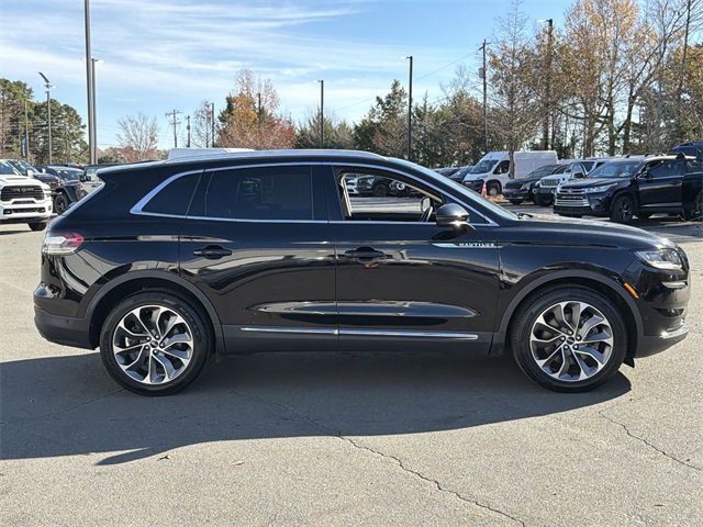 Used 2022 Lincoln Nautilus Reserve w/ Equipment Group 201A image 14