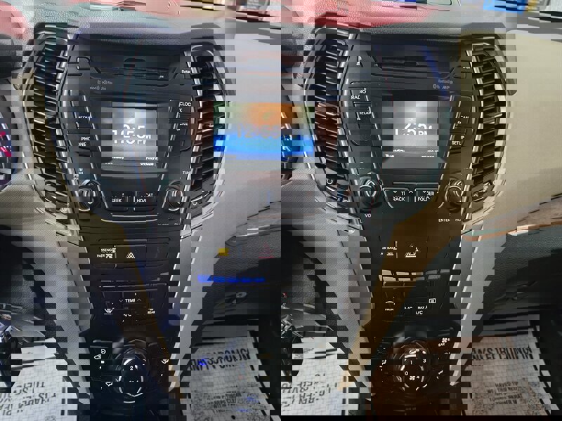 Used 2014 Hyundai Santa Fe GLS AWD/4WD image 25