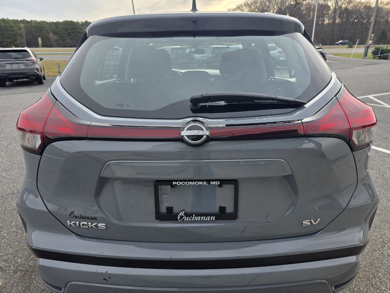 Used 2023 Nissan Kicks SV image 6