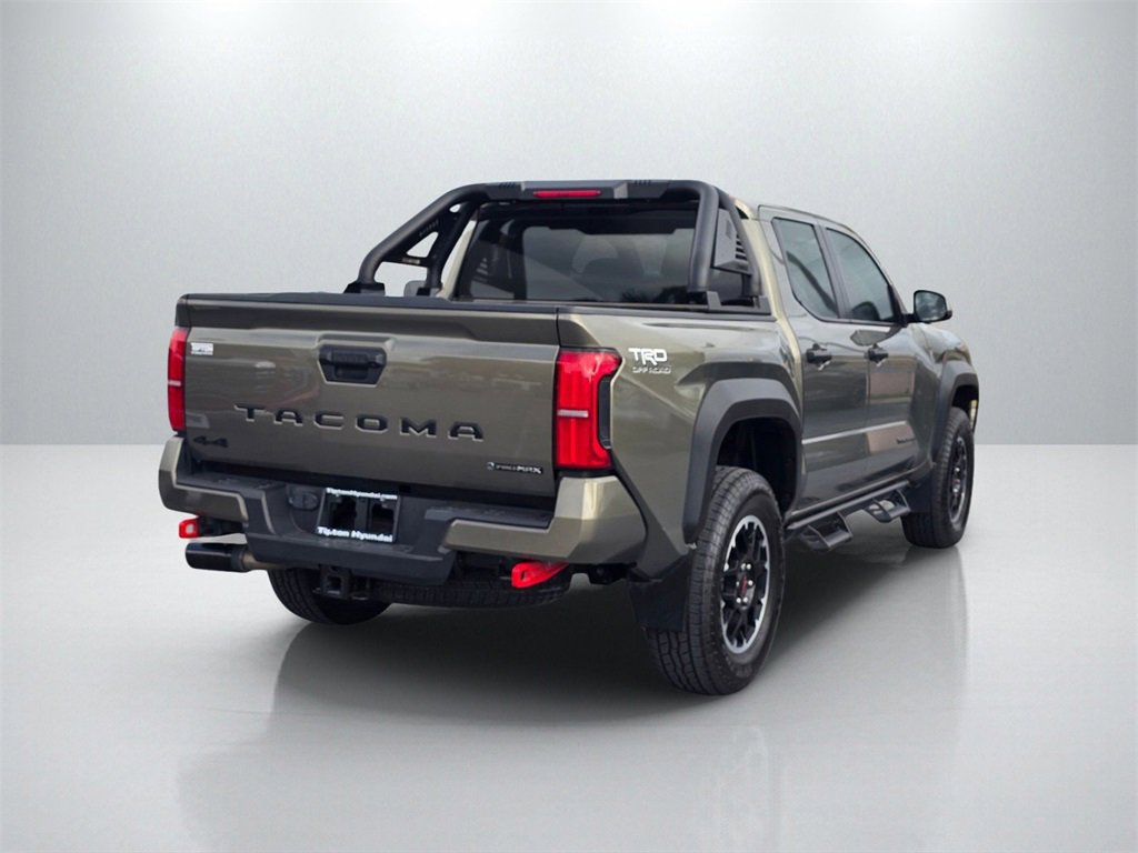 Used 2024 Toyota Tacoma TRD Off-Road image 5