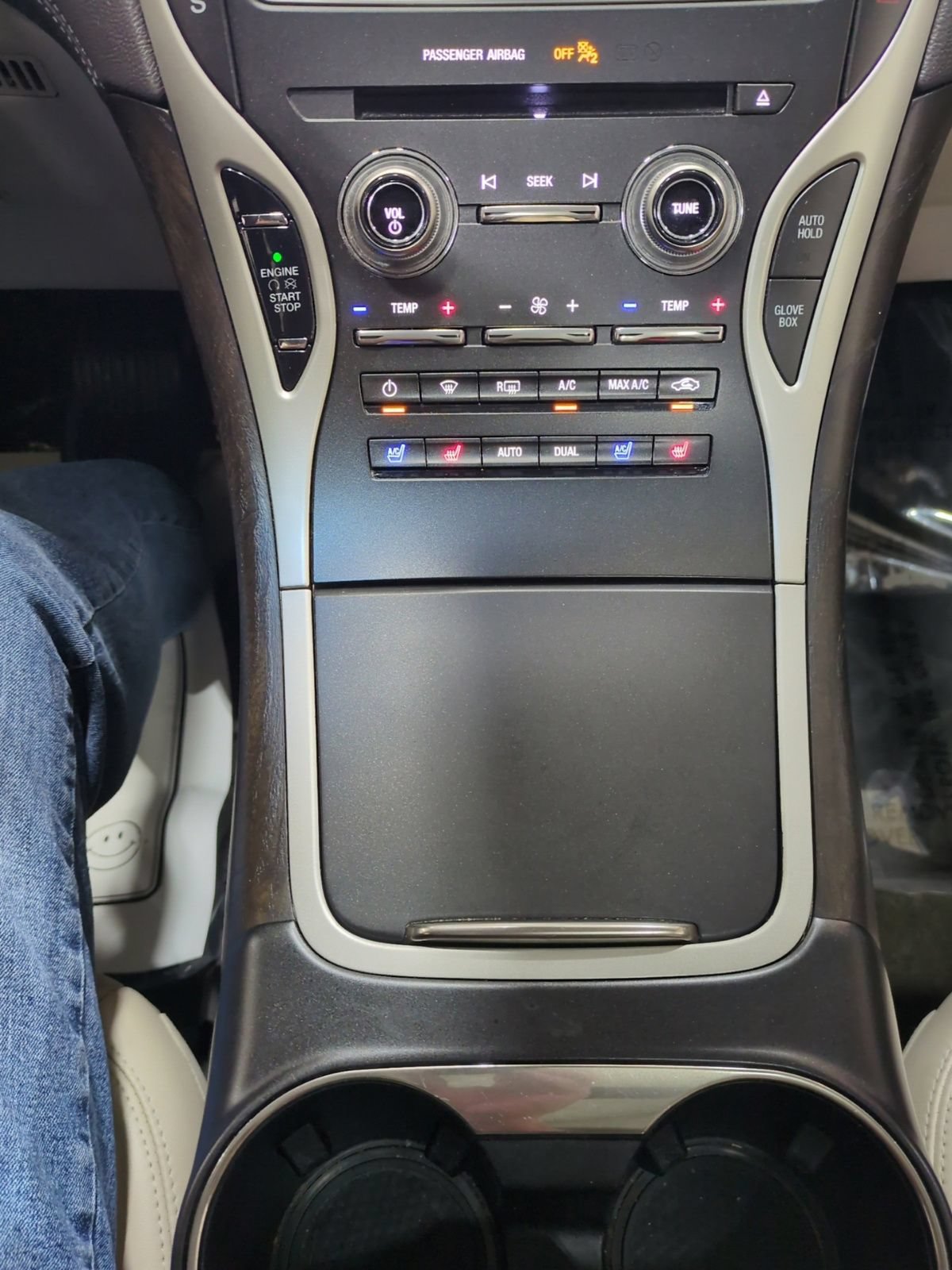 Used 2018 Lincoln MKX Reserve w/ Lincoln MKX Climate Package AWD/4WD image 21