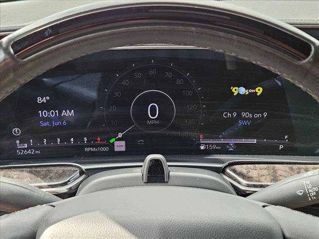 Used 2023 Cadillac Escalade Premium Luxury w/ Performance Package AWD/4WD image 10