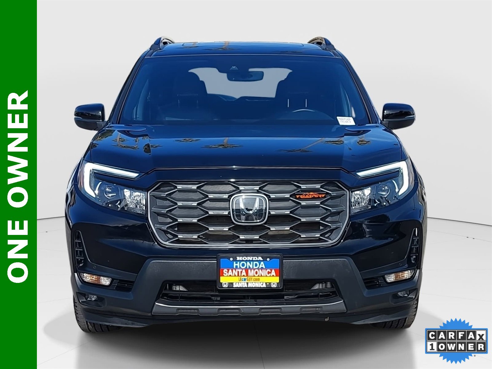 Used 2023 Honda Passport TrailSport image 2