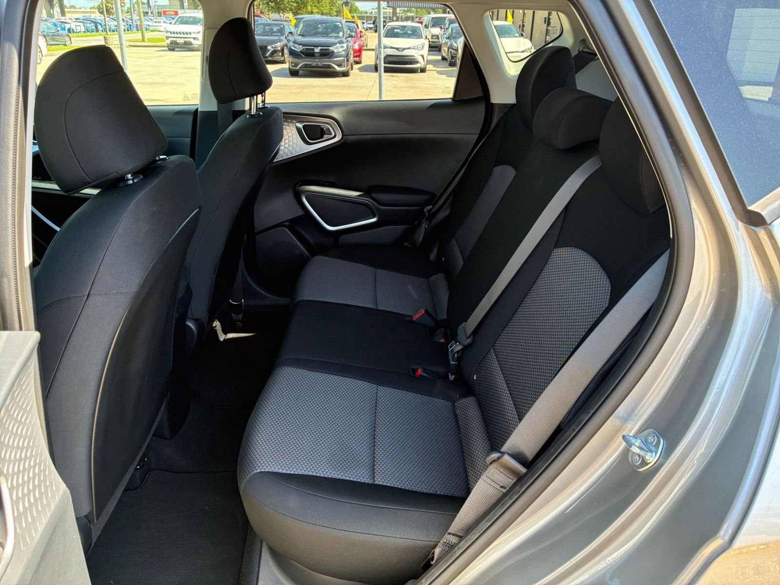 Used 2025 Kia Soul LX w/ LX Technology Package image 19