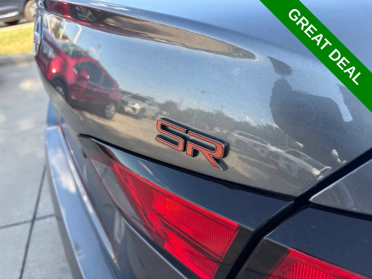 Used 2025 Nissan Altima 2.5 SR FWD image 10