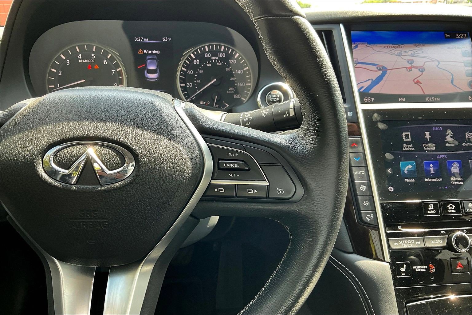 Used 2018 INFINITI Q50 Luxe w/ Essential Package (3.0T Luxe) AWD/4WD image 13