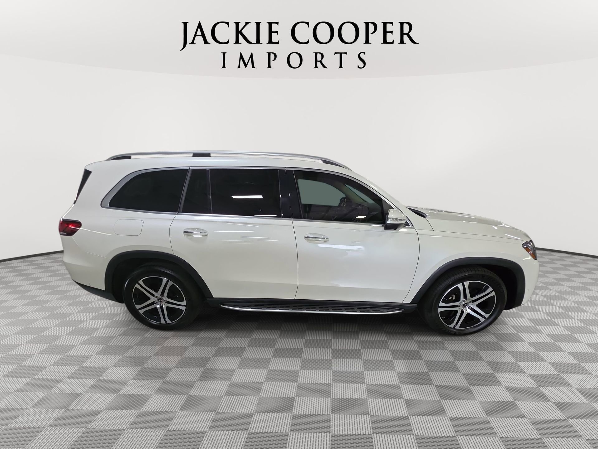 Used 2020 Mercedes-Benz GLS 450 4MATIC image 4