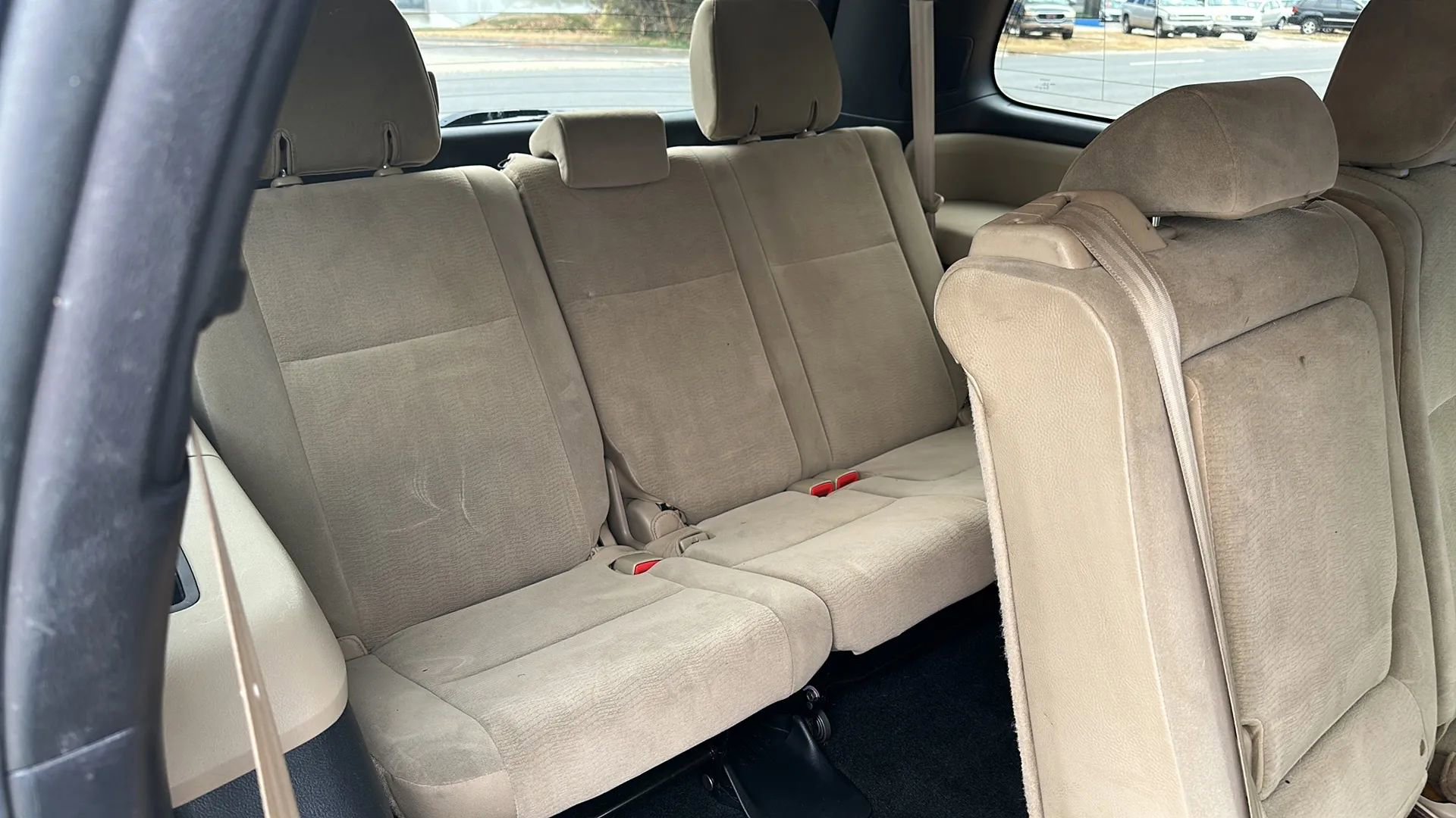 Used 2014 Toyota Sequoia SR5 AWD/4WD image 24