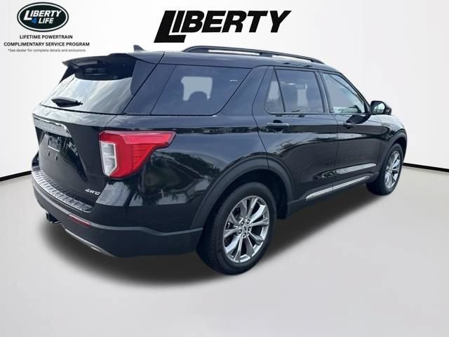Used 2023 Ford Explorer XLT w/ Equipment Group 202A AWD/4WD image 7