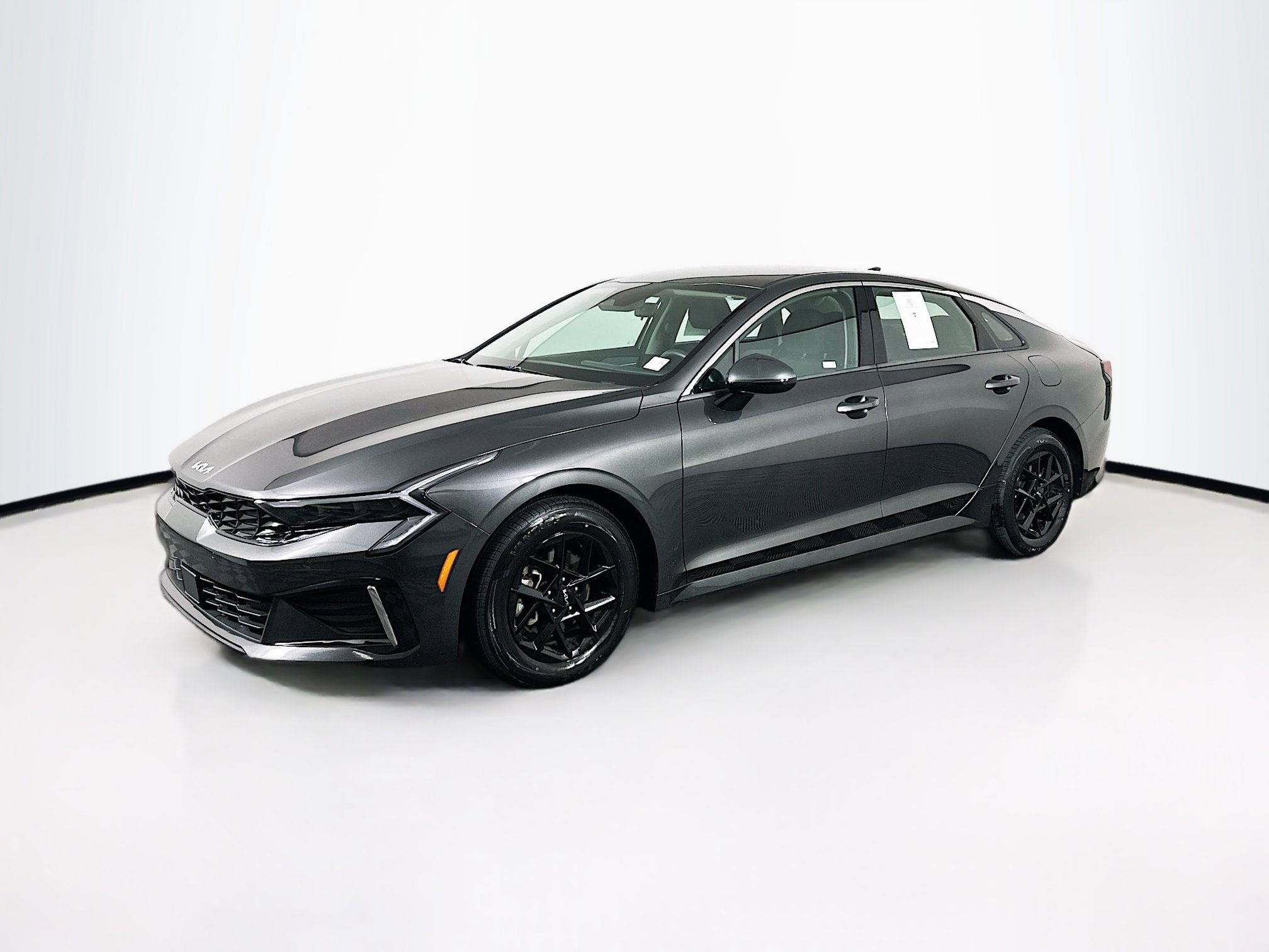 Used 2025 Kia K5 LXS FWD image 3