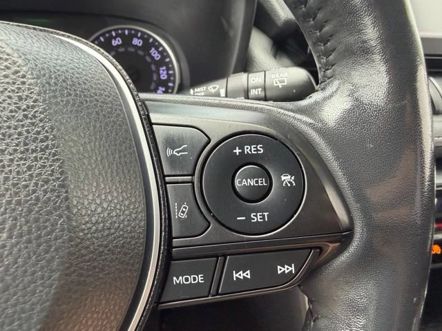 Used 2019 Toyota RAV4 XLE AWD/4WD image 17