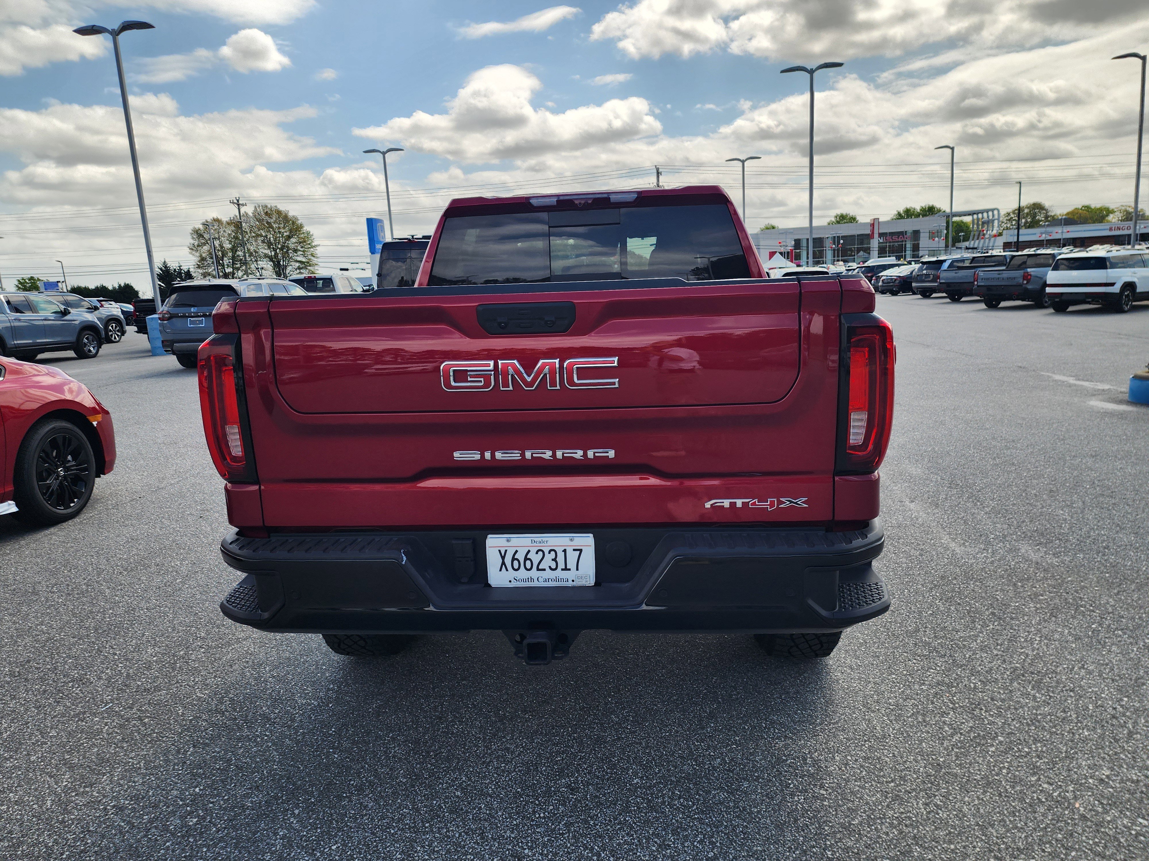 Used 2025 GMC Sierra 1500 AT4X image 5