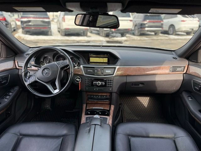 Used 2012 Mercedes-Benz E 350 4MATIC Sedan video 2