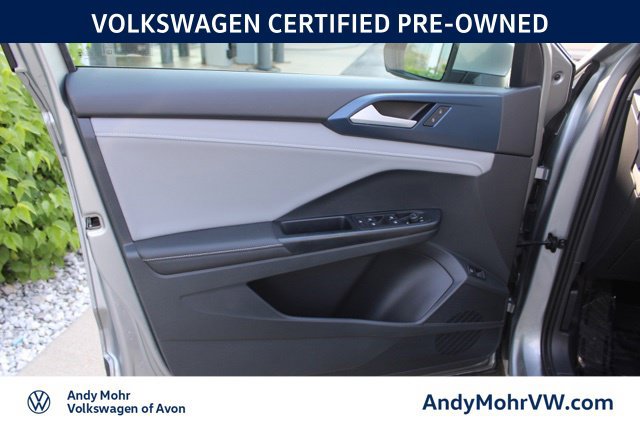 Used 2024 Volkswagen Taos SE FWD image 18