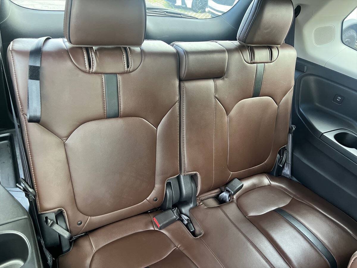 Used 2025 Honda Pilot Elite image 10