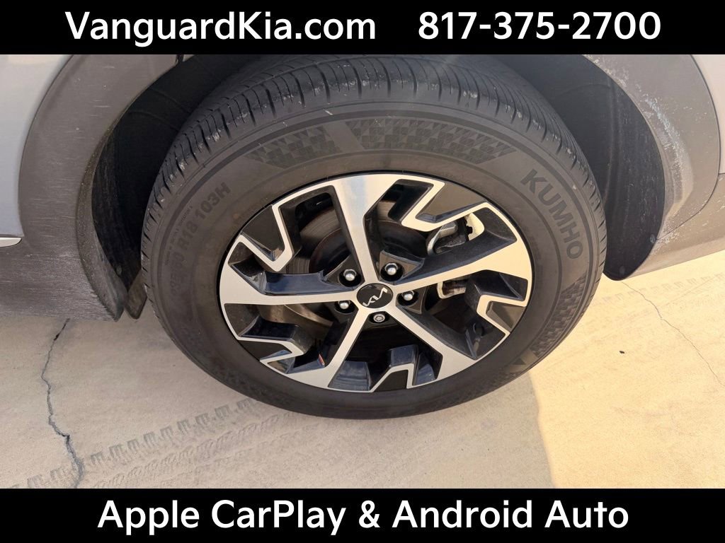 Certified 2023 Kia Sportage EX image 9